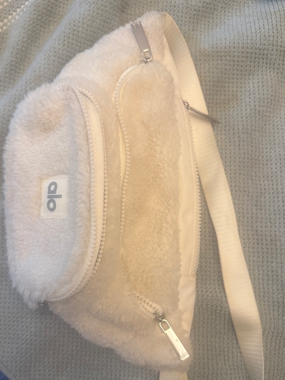 ALO Yoga Cream Faux-Fur Crossbody Belt Bag